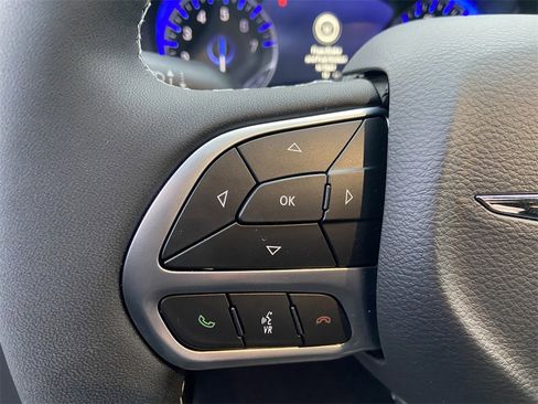 New 2026 Chrysler Pacifica Select image 15