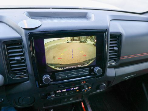 Used 2024 Nissan Frontier Pro-X RWD image 22