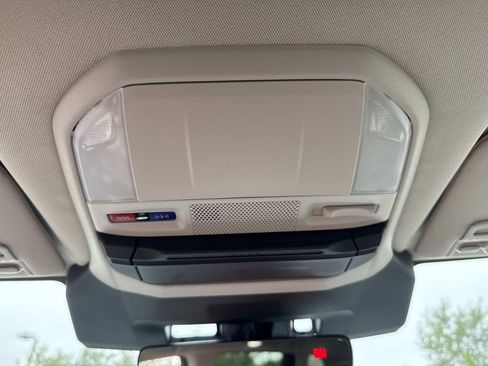 Certified 2025 Subaru Ascent Premium w/ Premium Package image 42