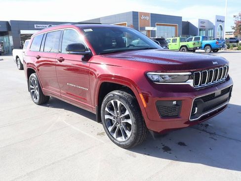 New 2025 Jeep Grand Cherokee L Overland w/ Luxury Tech Group IV AWD/4WD image 1