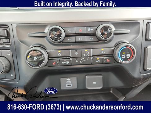 New 2025 Ford F350 XLT w/ Black Appearance Package image 19