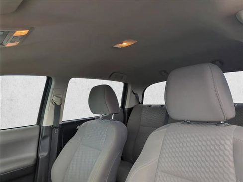 Used 2022 Toyota Tacoma SR5 RWD image 15