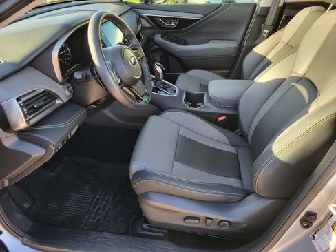 Certified 2025 Subaru Outback Onyx Edition image 21