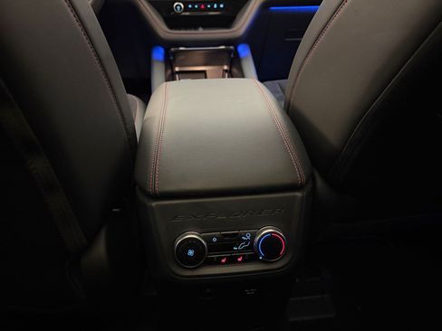 Used 2025 Ford Explorer ST w/ Sun And Sound Package AWD/4WD image 25