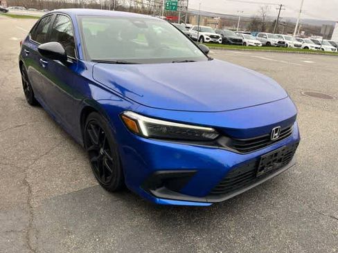 Used 2024 Honda Civic Sport image 3