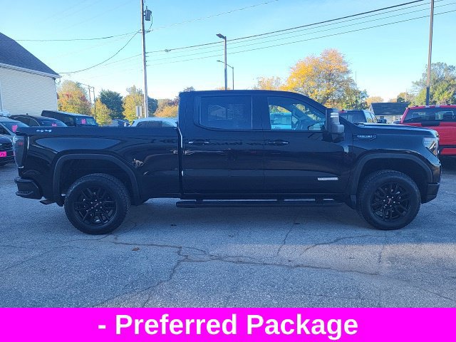 Used 2022 GMC Sierra 1500 Elevation w/ LPO, Elevation Black Package AWD/4WD image 25