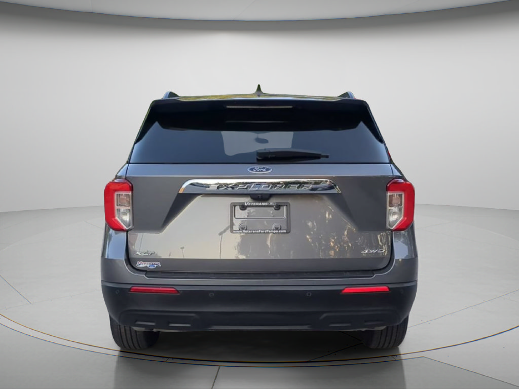 Used 2023 Ford Explorer XLT AWD/4WD image 27