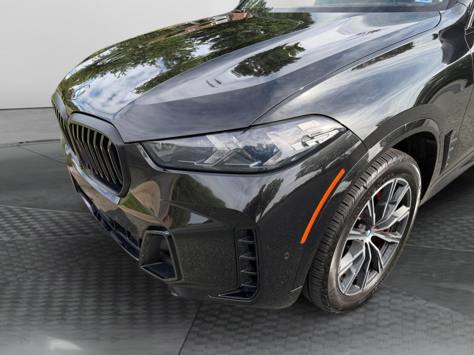 Used 2024 BMW X5 xDrive40i w/ M Sport Package AWD/4WD image 26