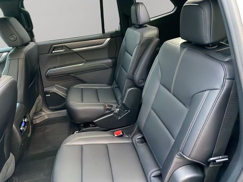 New 2026 GMC Acadia Elevation w/ Elevation Premium Package image 9