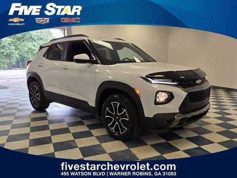 Used 2023 Chevrolet TrailBlazer ACTIV AWD/4WD image 1