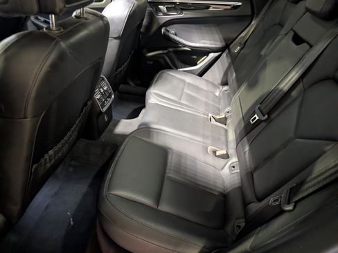 Used 2017 Porsche Macan image 23