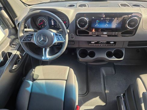New 2026 Mercedes-Benz Sprinter 2500 image 22