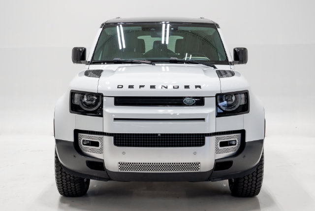 Used 2024 Land Rover Defender 130 S AWD/4WD image 4