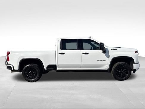 Used 2024 Chevrolet Silverado 2500 LTZ w/ LTZ Plus Package AWD/4WD image 7