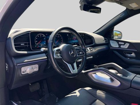 Used 2021 Mercedes-Benz GLS 450 4MATIC image 21