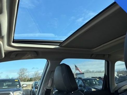 Used 2020 Subaru Forester Limited w/ Popular Package #3 image 10