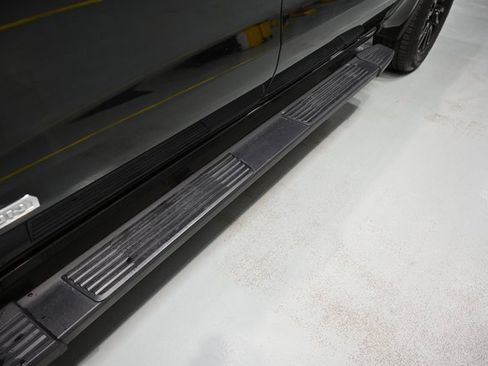 Used 2024 GMC Sierra 1500 Elevation w/ Elevation Premium Package image 25