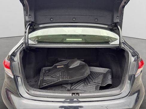 Used 2021 Toyota Corolla SE FWD image 23