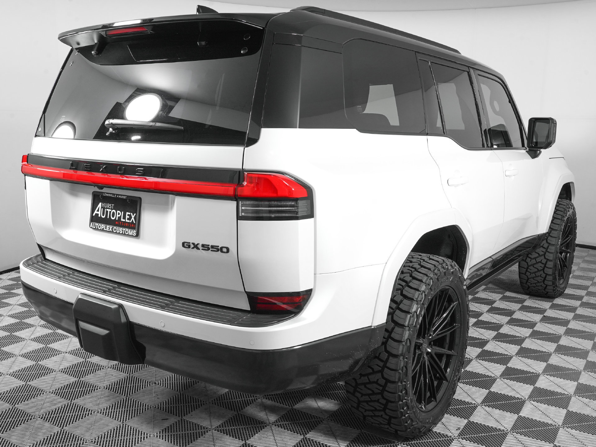 Used 2026 Lexus GX 550 w/ Accessory Package (2T) AWD/4WD image 6