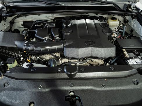 Used 2014 Toyota 4Runner SR5 Premium image 22