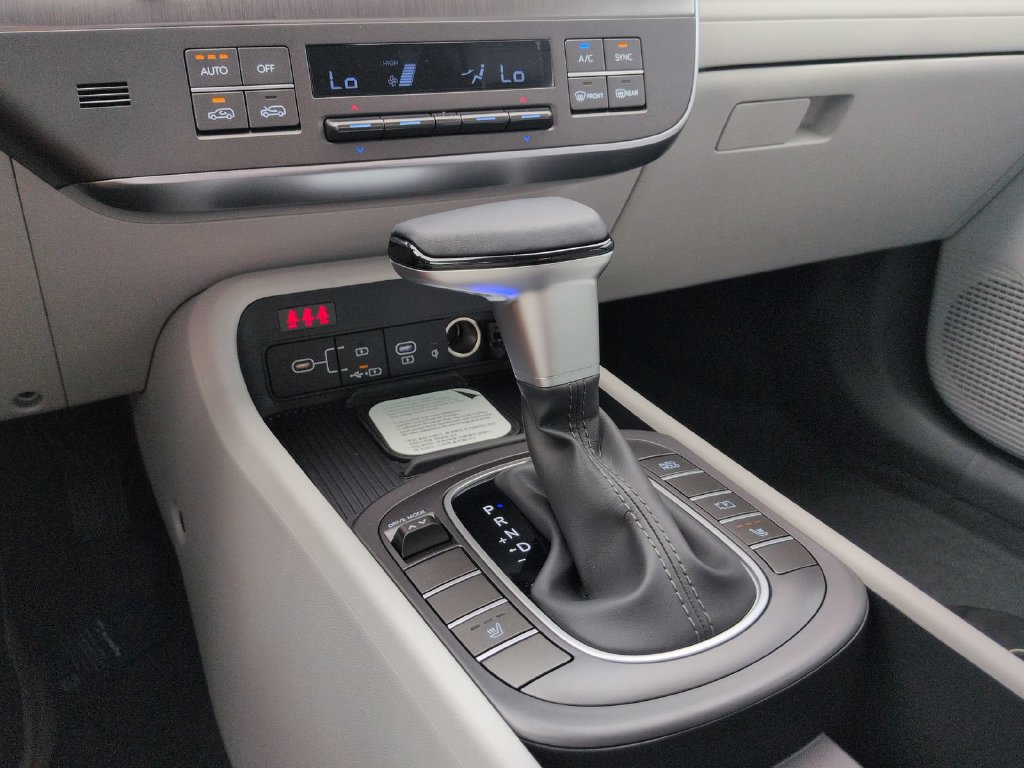 New 2027 Hyundai Kona SEL Sport FWD image 25
