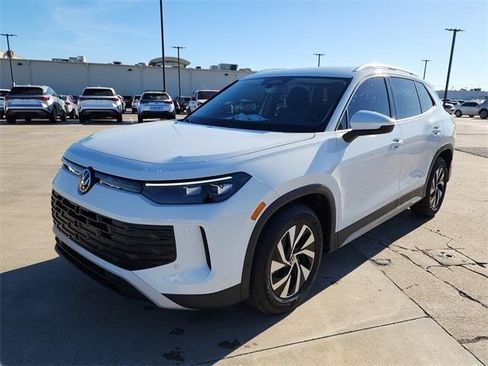 New 2026 Volkswagen Tiguan S image 6