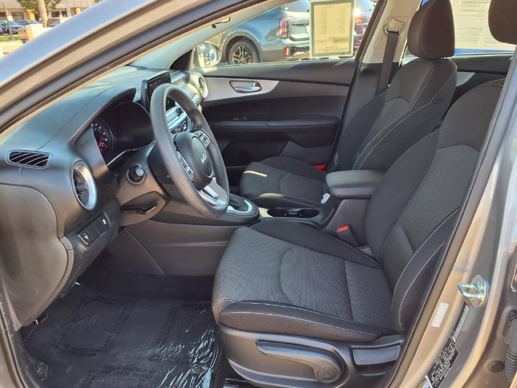 Certified 2023 Kia Forte LXS FWD image 15