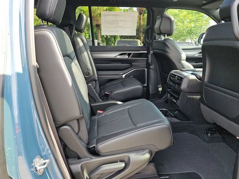 New 2026 Jeep Grand Wagoneer 2WD image 14