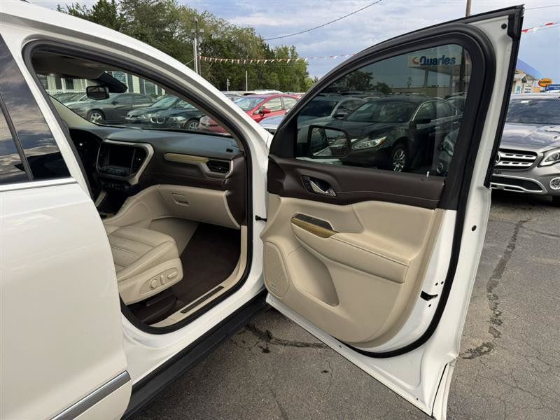 Used 2019 GMC Acadia Denali AWD/4WD image 17