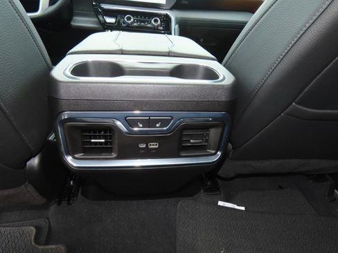 Used 2025 GMC Sierra 1500 Denali w/ Technology Package image 21