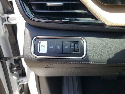 New 2026 Buick Enclave Preferred w/ Power Package FWD image 30