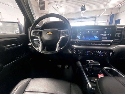 Used 2024 Chevrolet Silverado 1500 LTZ w/ Technology Package AWD/4WD image 17