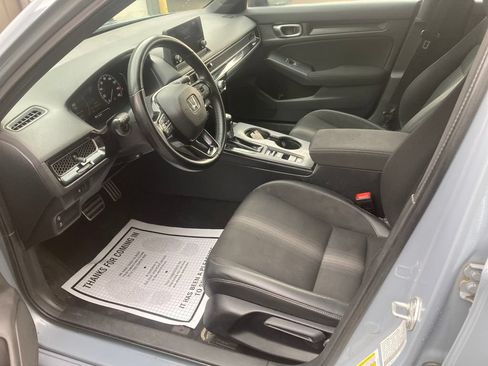 Used 2023 Honda Civic Sport image 12