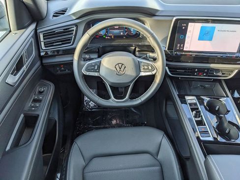 New 2026 Volkswagen Atlas Cross Sport SEL AWD/4WD image 15