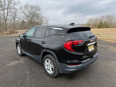 Used 2020 GMC Terrain SLE image 3