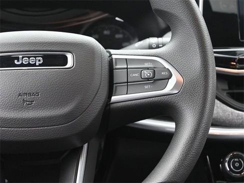 New 2025 Jeep Compass Sport image 29