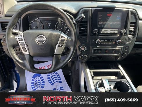 Used 2024 Nissan Titan SV w/ SV Convenience Package AWD/4WD image 6