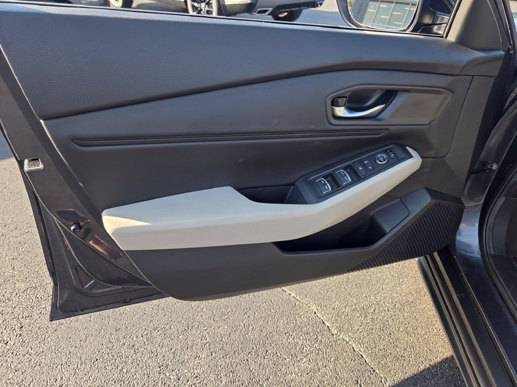 Certified 2025 Honda Accord SE image 12