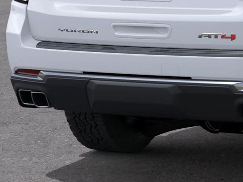 New 2026 GMC Yukon AT4 AWD/4WD image 14
