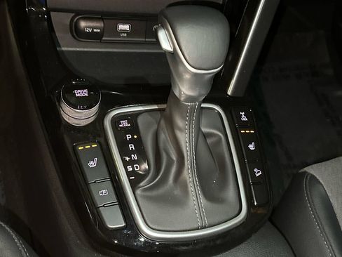 Certified 2024 Kia Seltos S AWD/4WD image 28