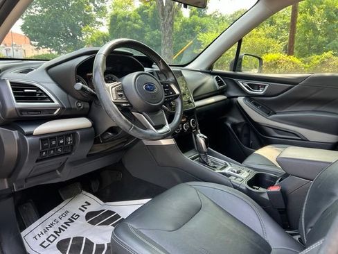 Used 2022 Subaru Forester Limited AWD/4WD image 11