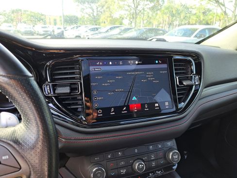 Used 2024 Dodge Durango GT image 16