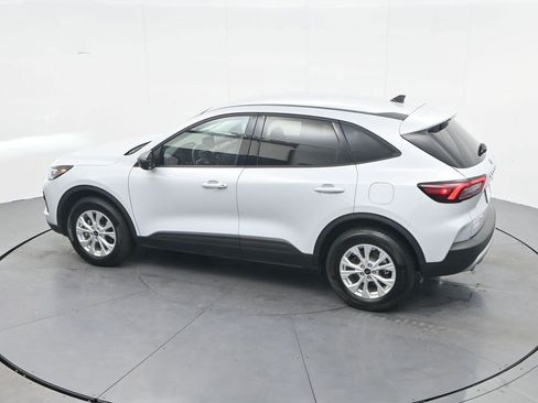 Used 2025 Ford Escape Active w/ Cold Weather Package AWD/4WD image 26