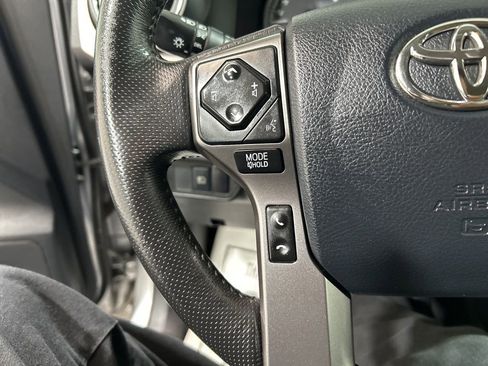 Used 2019 Toyota Tacoma image 23