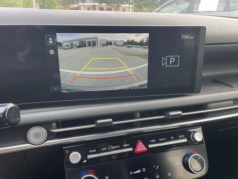Used 2025 Hyundai Tucson SEL FWD image 24