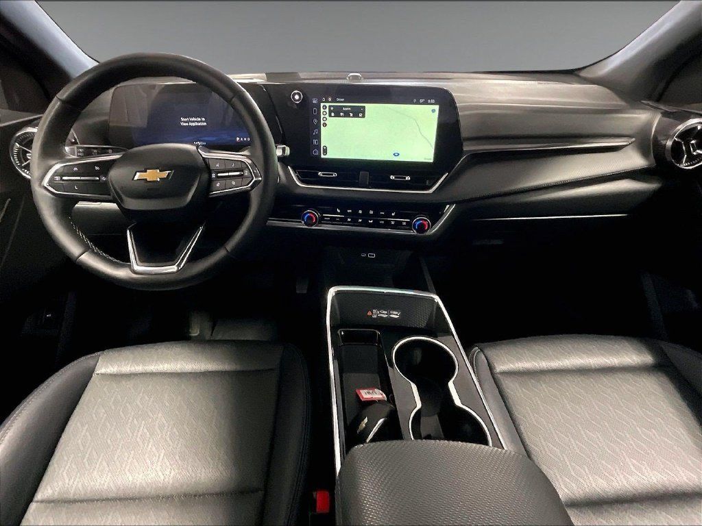 Used 2025 Chevrolet Equinox LT w/ Convenience Package II AWD/4WD image 21