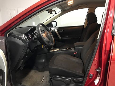 Used 2011 Nissan Rogue S image 10