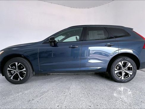 New 2026 Volvo XC60 B5 Core AWD/4WD image 6