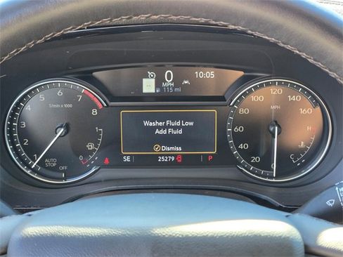 Used 2025 Cadillac XT6 Premium Luxury image 28