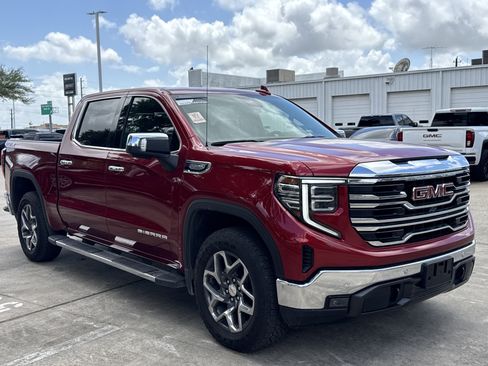 Used 2026 GMC Sierra 1500 SLT AWD/4WD image 15
